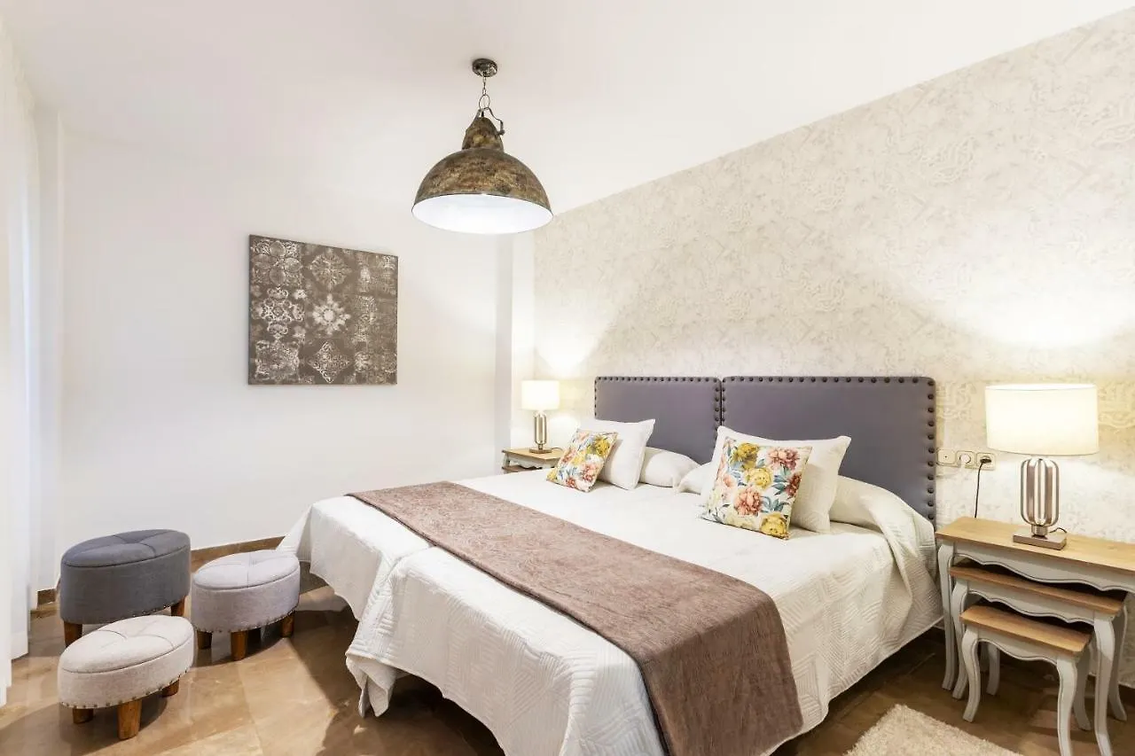 Genteel Home Puerta Real Granada 0*,  Spain