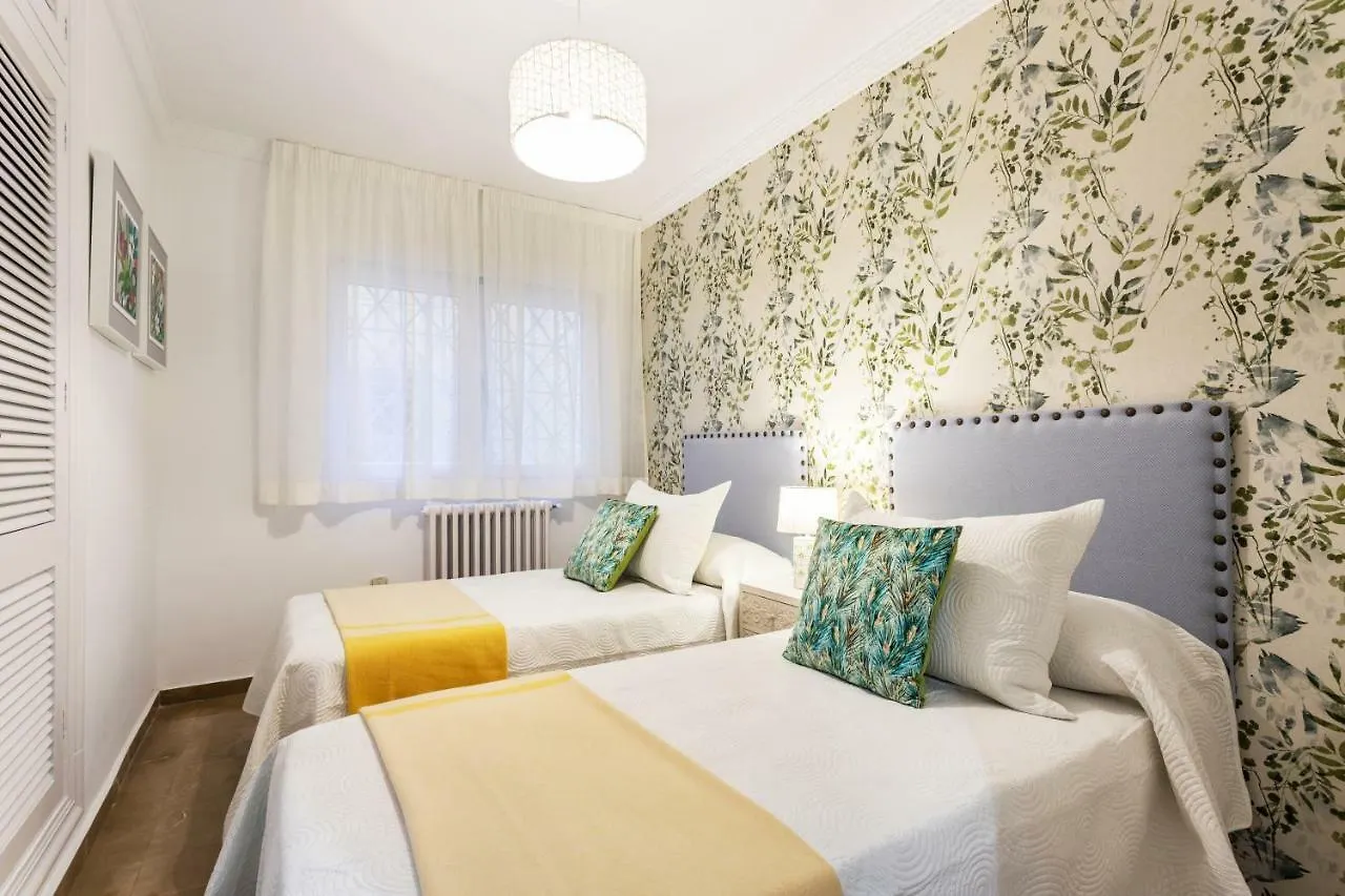 Genteel Home Puerta Real Granada Spain