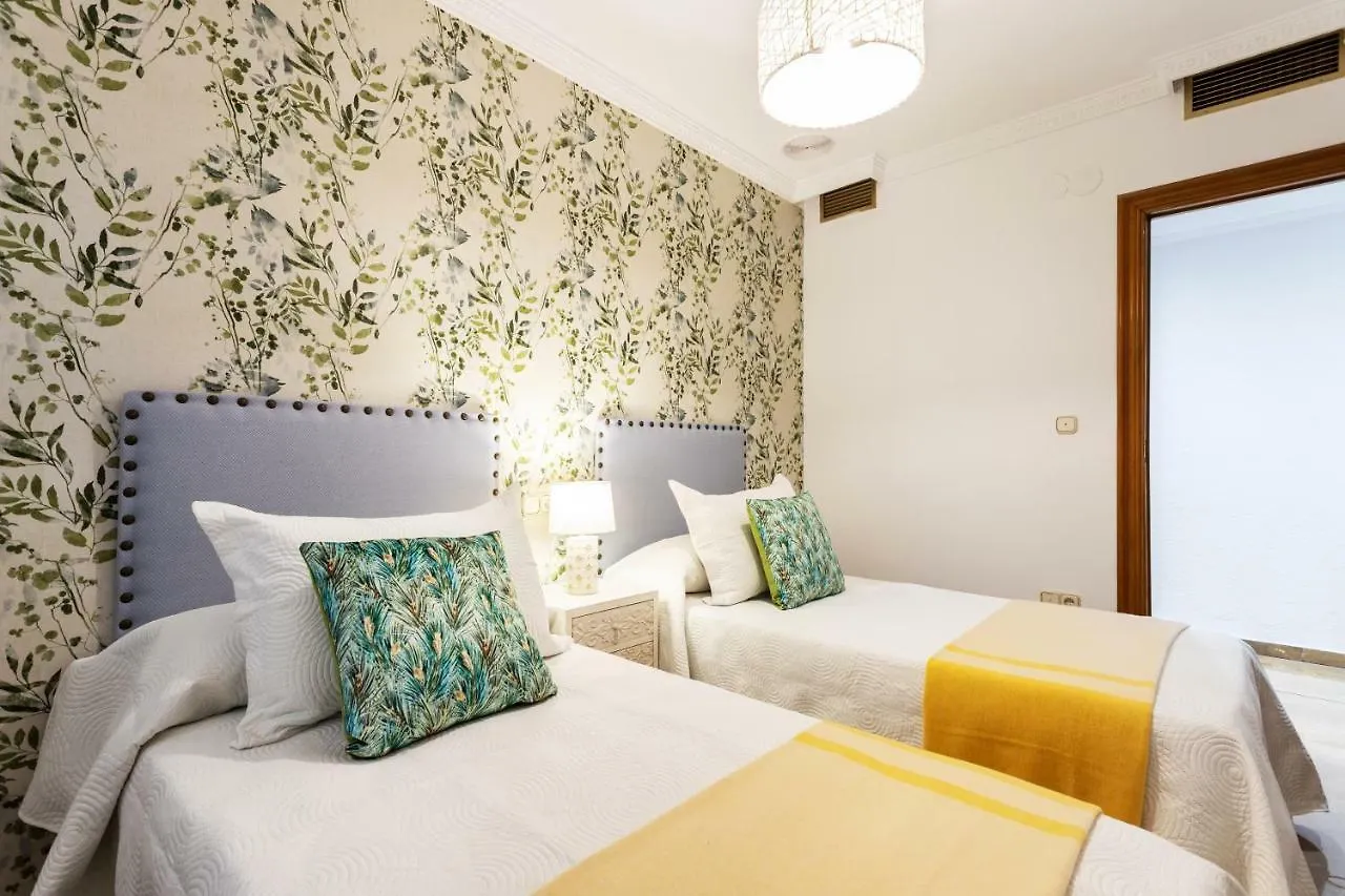 Genteel Home Puerta Real Granada Apartment