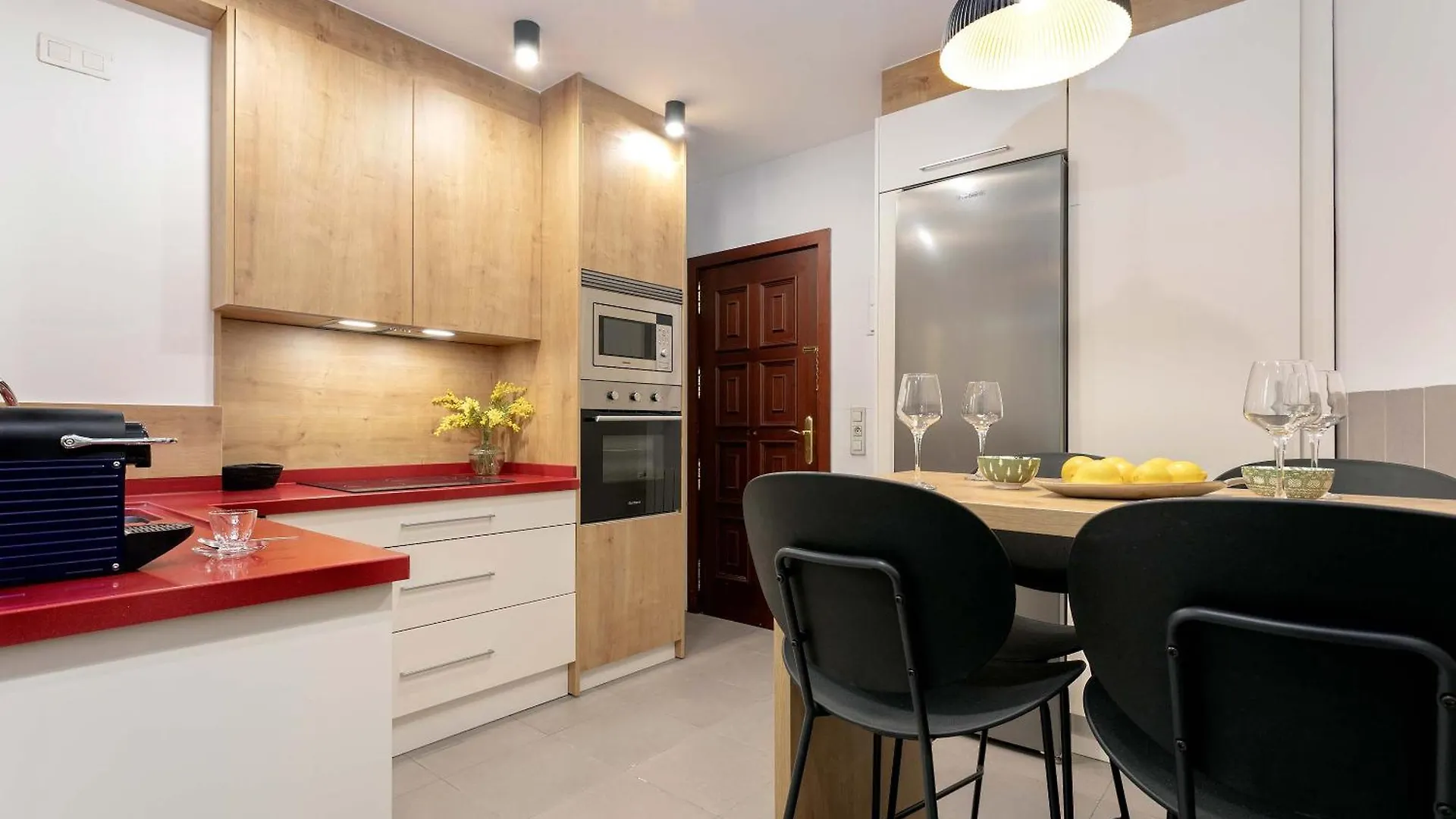 Apartamento Genteel Home Puerta Real Granada